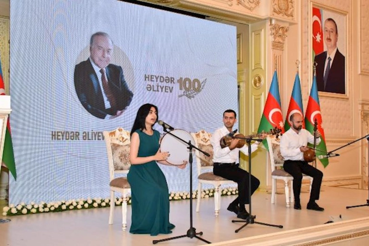 “Heydər Əliyev və müasir Azərbaycan səhiyyəsi” adlı tədbir keçirildi — FOTOLAR