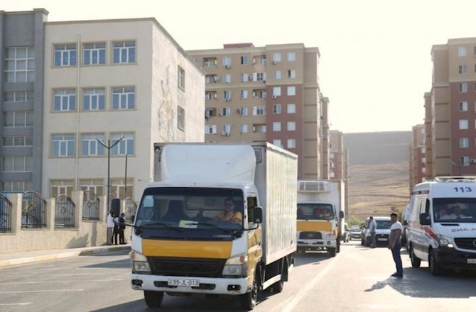 Daha 15 ailə Laçına köçdü — FOTOLAR Daha 15 ailə Laçına köçdü — FOTOLAR