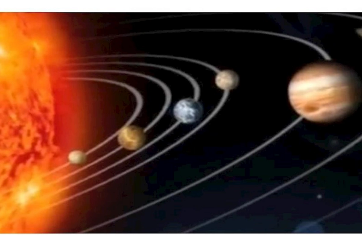 NASA: Saturnun peykində həyat ola bilər
