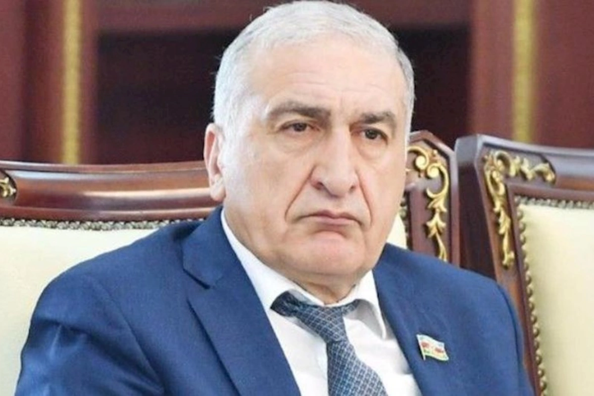 Deputatı fotoları ilə şantaj edən kim idi? — Özü açıqladı