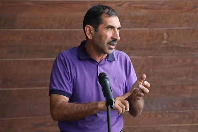 Açıq mikrofon aksiyasına abonent axını — FOTOLAR