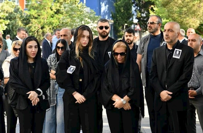 Mübariz Mənsimov atası ilə vidalaşdı — FOTOLAR