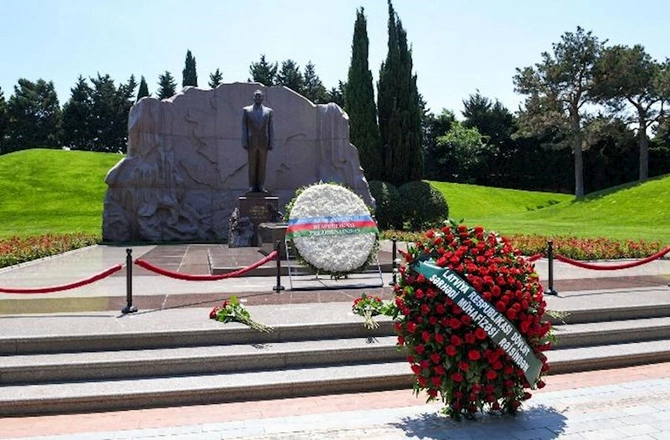 Latviya Dövlət Sərhəd Mühafizəsinin rəisi Azərbaycanda səfərdədir — FOTOLAR Latviya Dövlət Sərhəd Mühafizəsinin rəisi Azərbaycanda səfərdədir — FOTOLAR