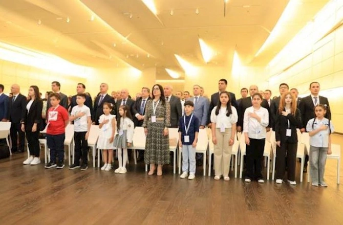 V İqtisadiyyat və İdarəetmə Sahəsində Tədqiqatçıların Beynəlxalq Elmi Konfransı keçirilir — FOTOLAR V İqtisadiyyat və İdarəetmə Sahəsində Tədqiqatçıların Beynəlxalq Elmi Konfransı keçirilir — FOTOLAR