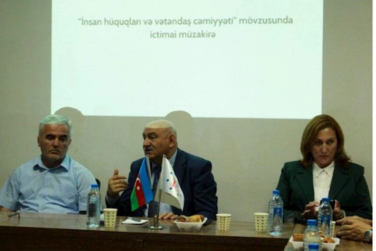 Azərbaycan Milli QHT Forumunun təşkilatçılığı ilə “İnsan hüquqları və vətəndaş cəmiyyəti” mövzusunda müzakirə keçirildi — FOTOLAR