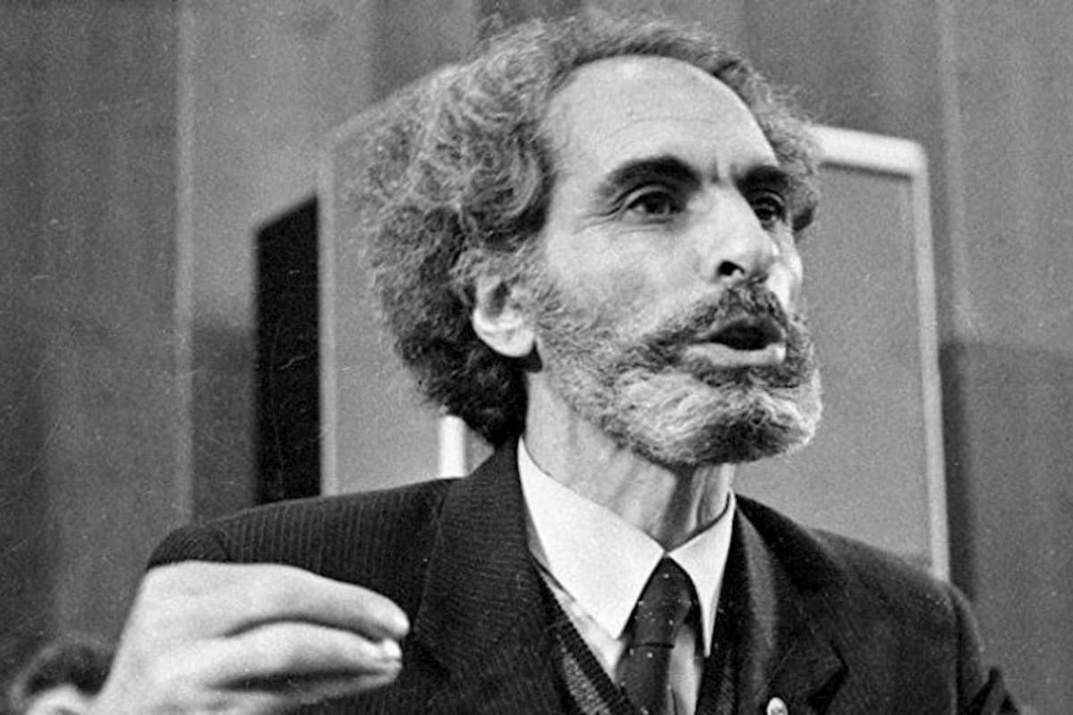 Əbülfəz Elçibəyin anadan olmasından 85 il ötür