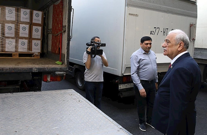 AHİK daha 5350 ailəyə bayram sovqatı göndərib — FOTO
