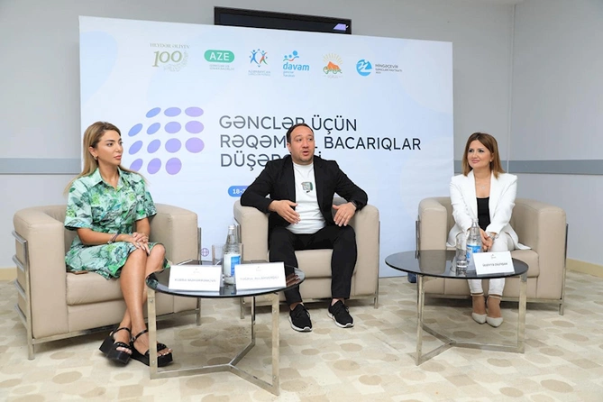 “Gənclər üçün Rəqəmsal Bacarıqlar Düşərgəsi” başa çatdı — FOTOLAR