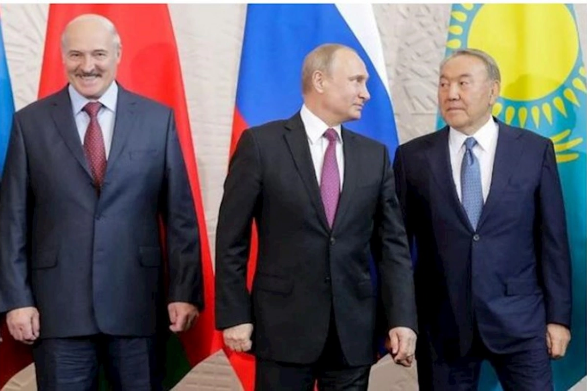 Lukaşenko Putin və Nazarbayevə zəng edib