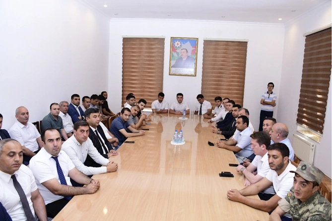 Xətai rayonunda Silahlı Qüvvələr Gününə həsr olunan tədbir keçirildi — FOTO Xətai rayonunda Silahlı Qüvvələr Gününə həsr olunan tədbir keçirildi — FOTO
