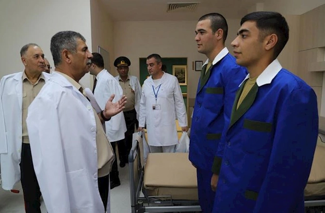 Zakir Həsənov hərbi hospitalda — VİDEO/FOTOLAR
