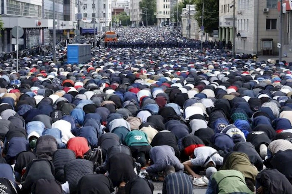 Moskva müsəlmanları Qurban bayramını qeyd ediblər — FOTO