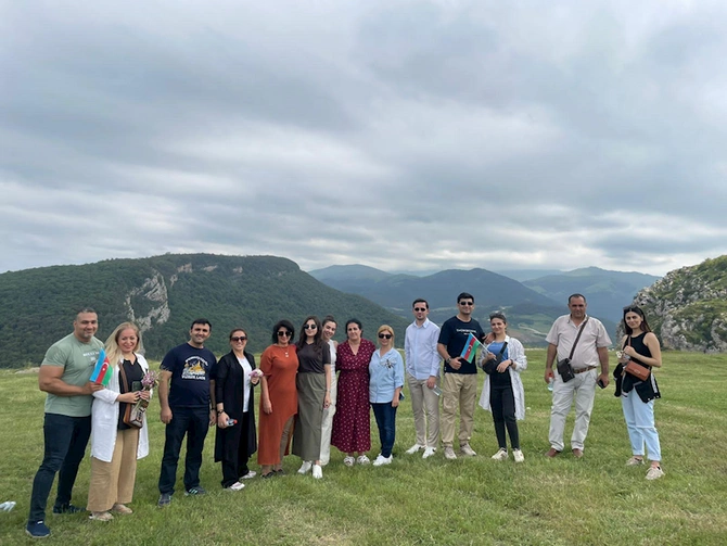 Diaspor nümayəndələrinin Şuşaya 8-ci səfərindən — FOTOLAR