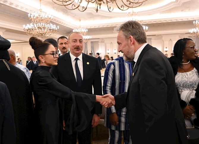 Prezidentlə xanımının Türkiyə səfərindən yeni — FOTOLARI Prezidentlə xanımının Türkiyə səfərindən yeni — FOTOLARI