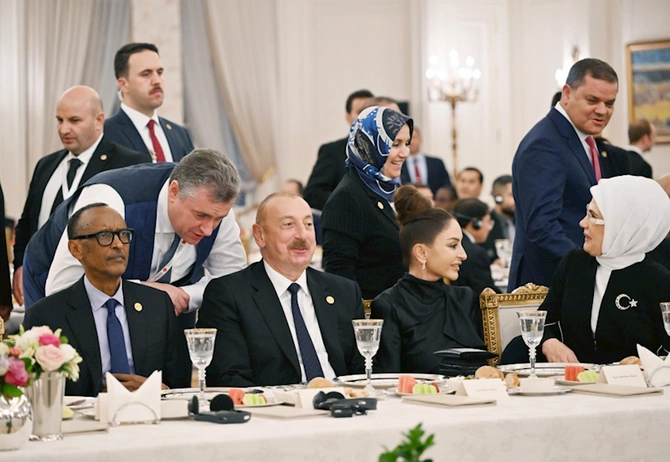 Prezidentlə xanımının Türkiyə səfərindən yeni — FOTOLARI Prezidentlə xanımının Türkiyə səfərindən yeni — FOTOLARI