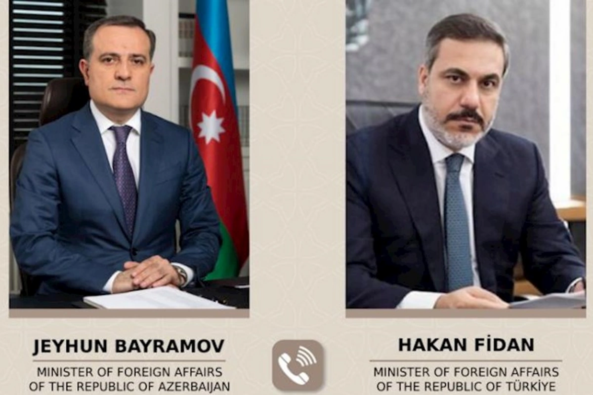 Ceyhun Bayramov Hakan Fidanı təbrik edib