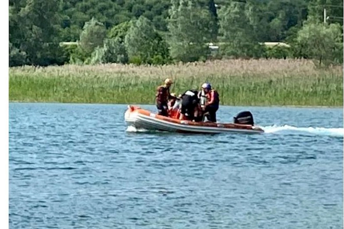 17 yaşlı gənc göldə boğuldu