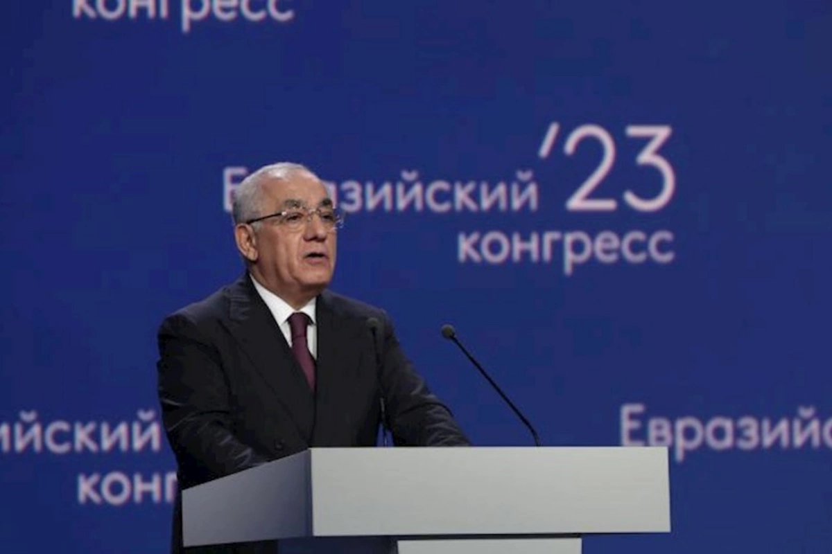 Əli Əsədov: Hökumət əhalini zəruri ərzaq məhsulları ilə təmin edir