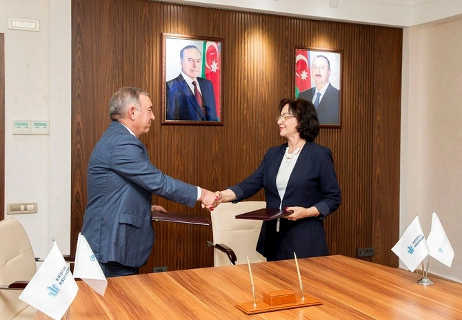 Kristal Abşeron AzMİU ilə Memorandum imzaladı — FOTOLAR Kristal Abşeron AzMİU ilə Memorandum imzaladı — FOTOLAR