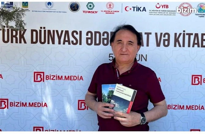 Babək Göyüşün kitabları oxucularına TƏQDİM OLUNDU — FOTO Babək Göyüşün kitabları oxucularına TƏQDİM OLUNDU — FOTO
