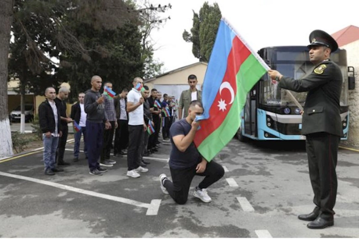 Hərbi xidmətə növbəti çağırış başlayıb
