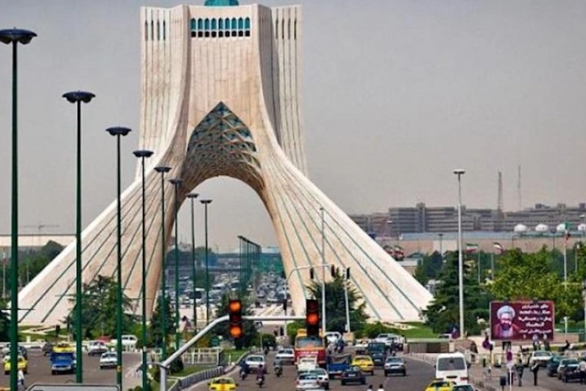 Azərbaycanlı heyət İranda: Mühüm iclas başladı