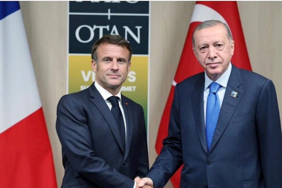Ərdoğan Makronla GÖRÜŞDÜ