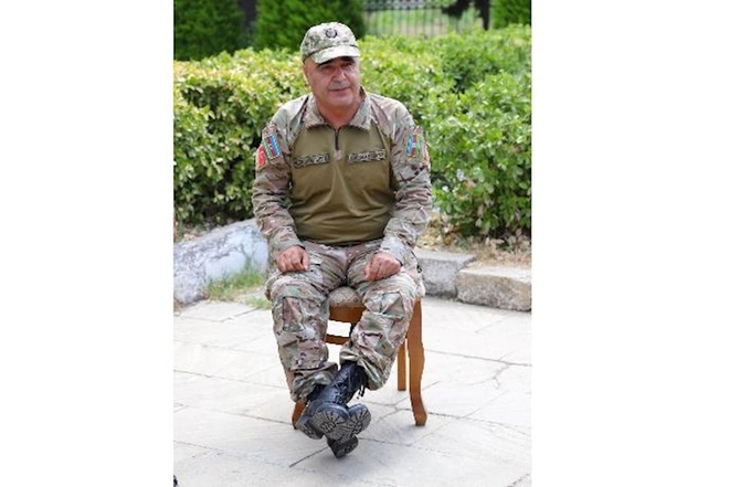 Eyni küçənin sakinləri Açıq mikrofonda — FOTOLAR
