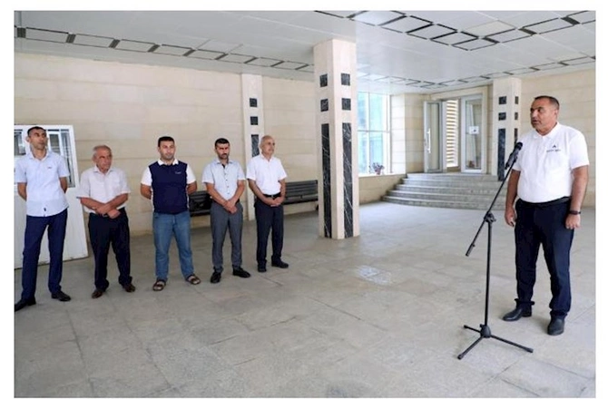 Liman şəhərinin sahibkarları Səyyar qəbul otağında — FOTOLAR