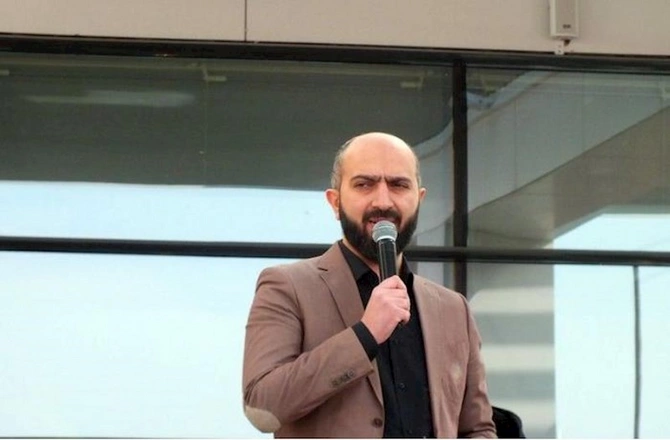 Nazirin kopyası olan şəxs kimdir? — Gündəm olan foto haqqında Nazirin kopyası olan şəxs kimdir? — Gündəm olan foto haqqında