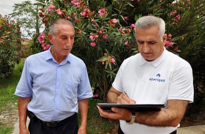 Həftənin sonuncu “Açıq mikrofon” aksiyası keçirildi — FOTOLAR