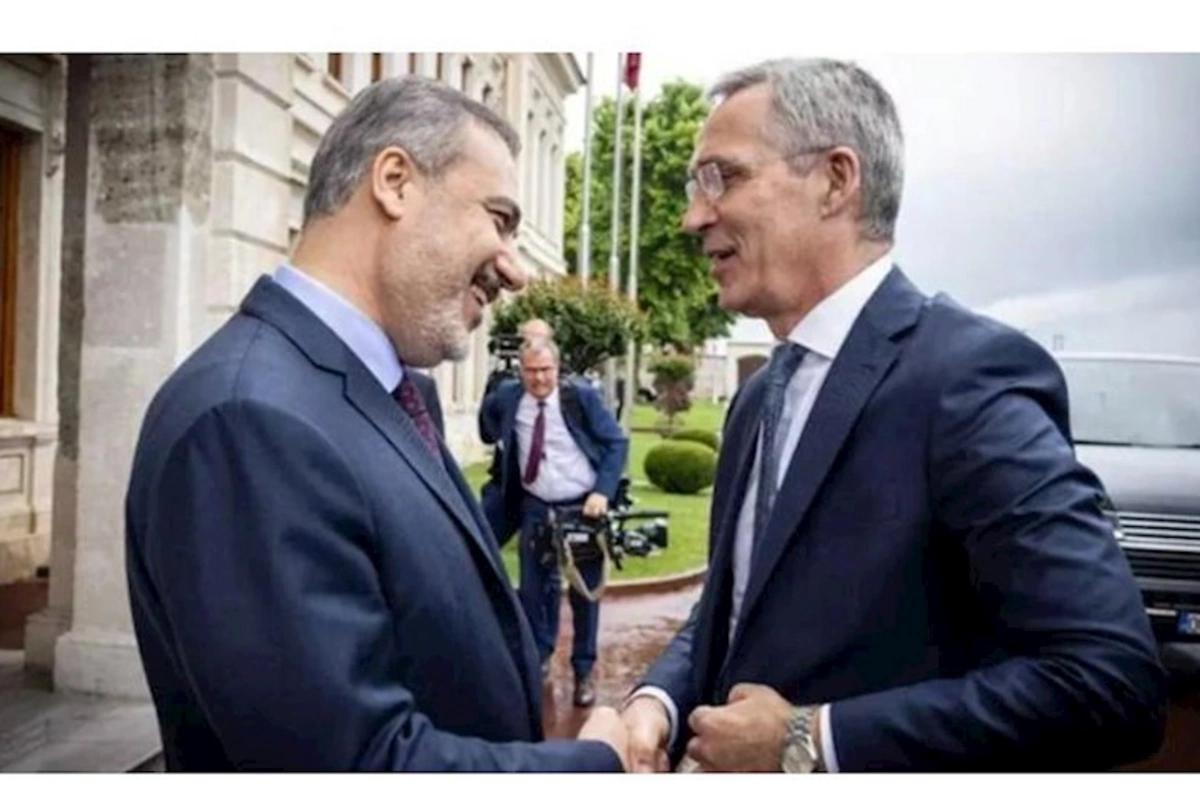 Hakan Fidan Stoltenberqlə danışdı