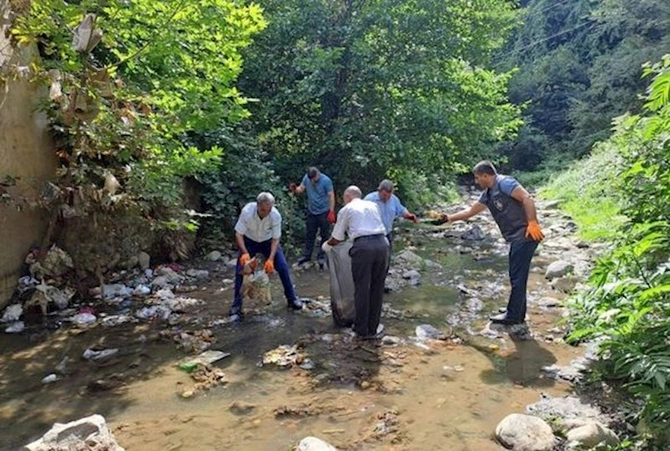 Xəzərin və Kürün sahillərindən tonlarla zibil yığıldı — FOTOLAR