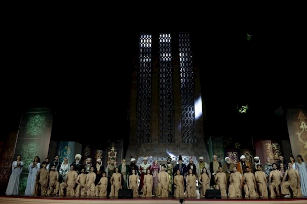 Vaqif Poeziya Günlərinə “Vaqif dünyası” tamaşası ilə yekun vurulub — FOTO