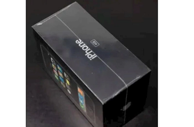 Bu “iPhone” qiymətindən 400 dəfə baha SATILDI — FOTO