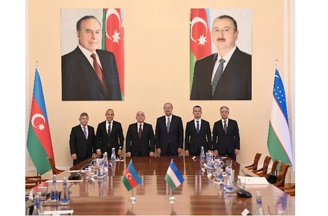 Əli Əsədov Özbəkistanın Baş naziri ilə görüşdü