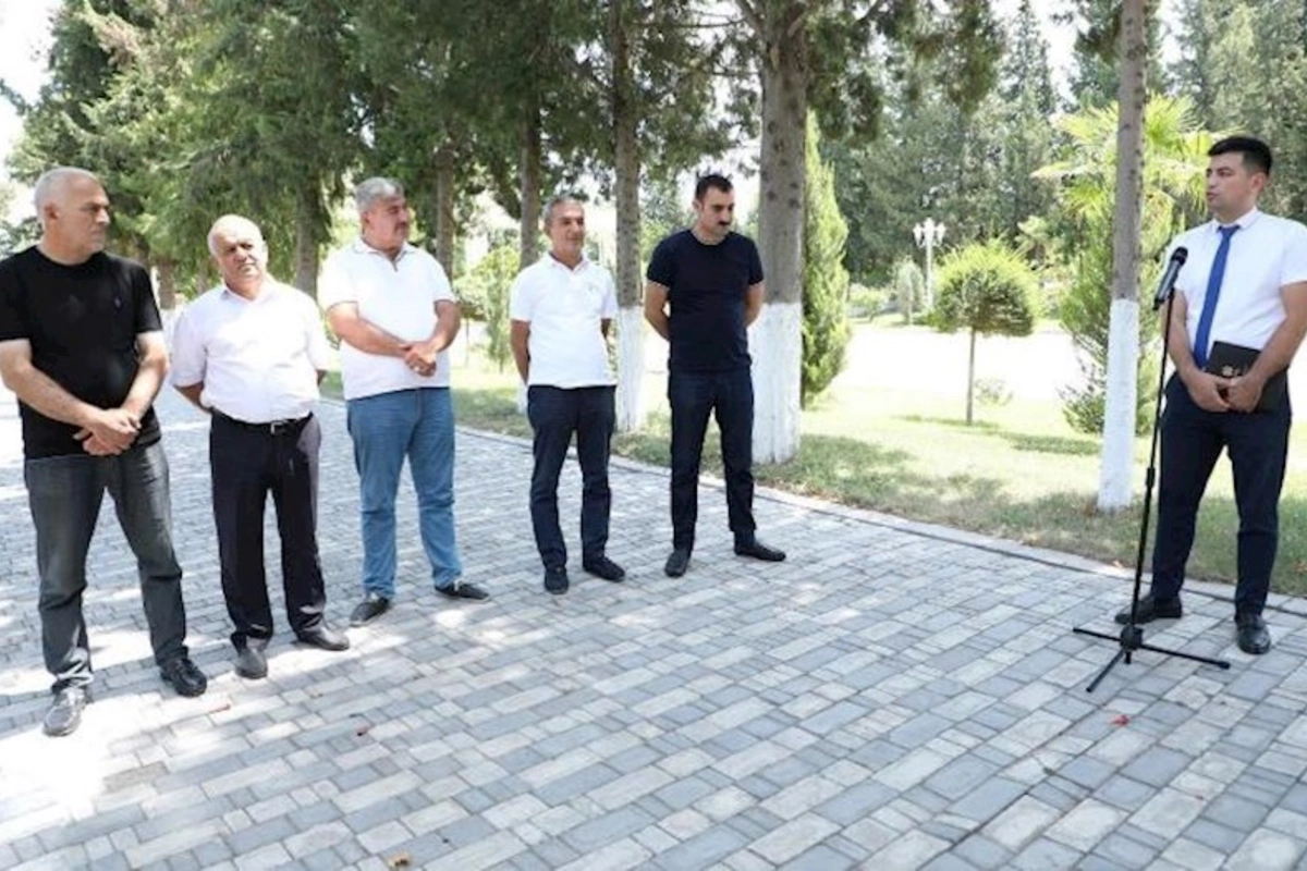 Sahibkarlar üçün Səyyar qəbul otağı təşkil olunub — FOTOLAR