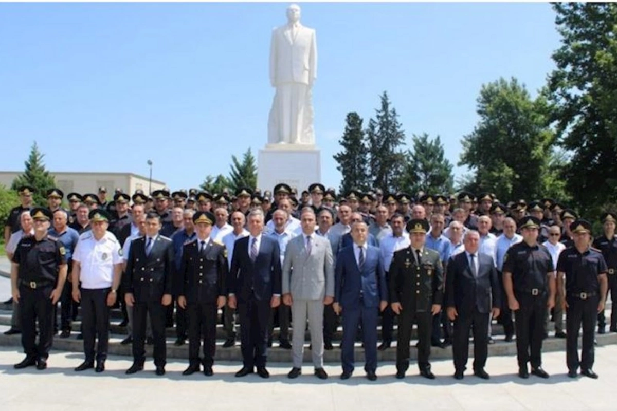 Biləsuvarda polis işçilərinin peşə bayramı günü qeyd olunub