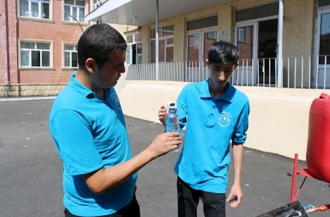Lənkəranda günəş enerjisi ilə işləyən suqızdırıcı kollektor hazırlanıb — VİDEO/FOTO Lənkəranda günəş enerjisi ilə işləyən suqızdırıcı kollektor hazırlanıb — VİDEO/FOTO
