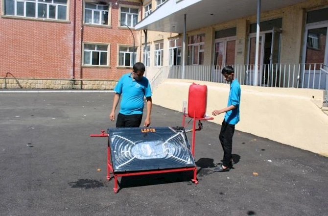 Lənkəranda günəş enerjisi ilə işləyən suqızdırıcı kollektor hazırlanıb — VİDEO/FOTO Lənkəranda günəş enerjisi ilə işləyən suqızdırıcı kollektor hazırlanıb — VİDEO/FOTO