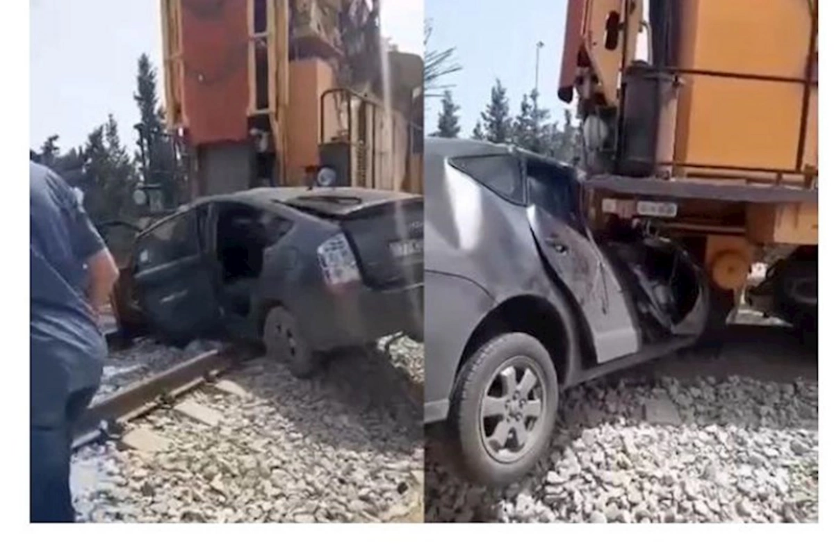 Bakıda “Prius” qatarla toqquşdu: Xəsarət alanların vəziyyətləri açıqlandı — VİDEO