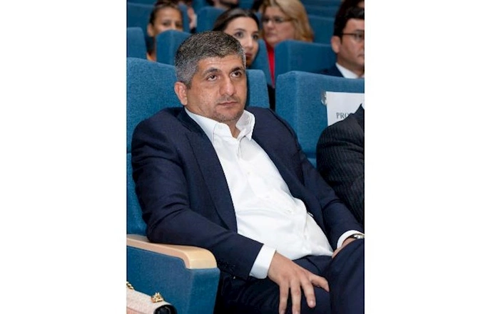 Müşfiq Abbasov “Əkinçi” Milli Mükafatı aldı — FOTOLAR