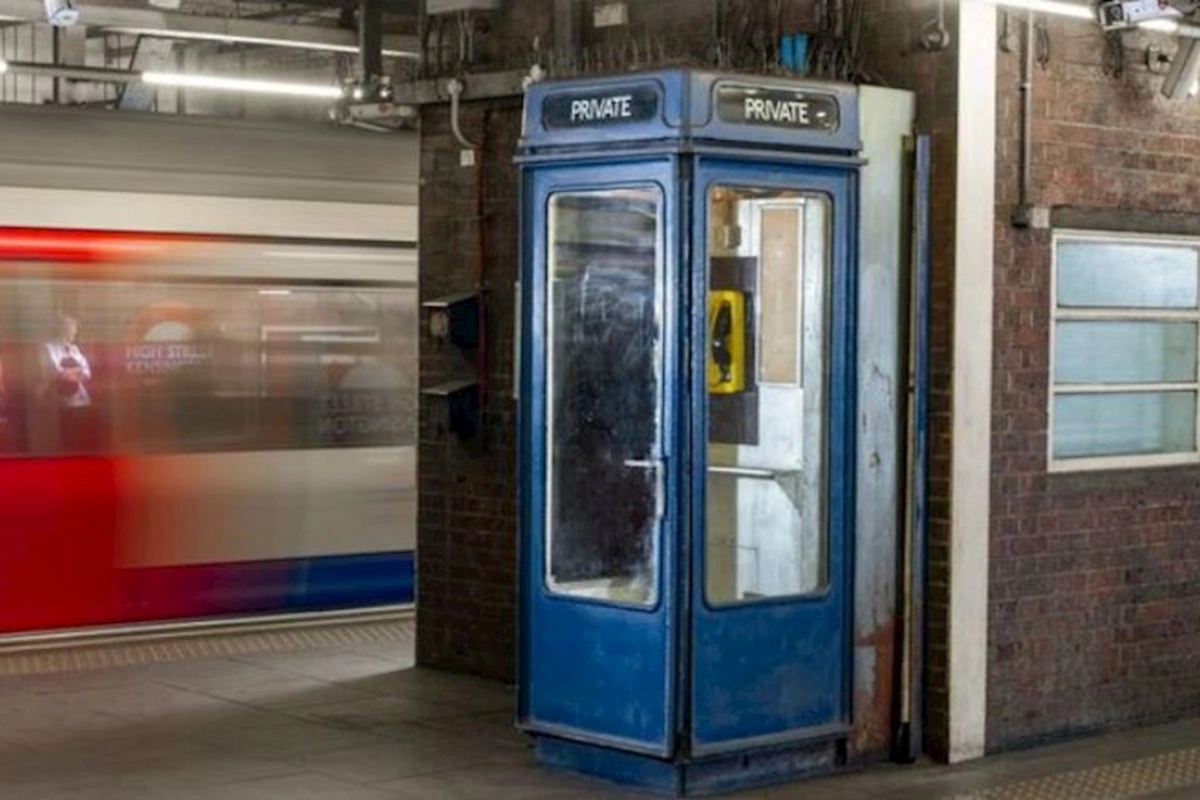 İngiltərədə dörd telefon köşkü tarixi abidə elan edildi