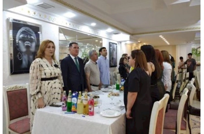 Peşəkar Jurnalistlərlə Böyük görüş adlı tədbir keçirildi — FOTOLAR