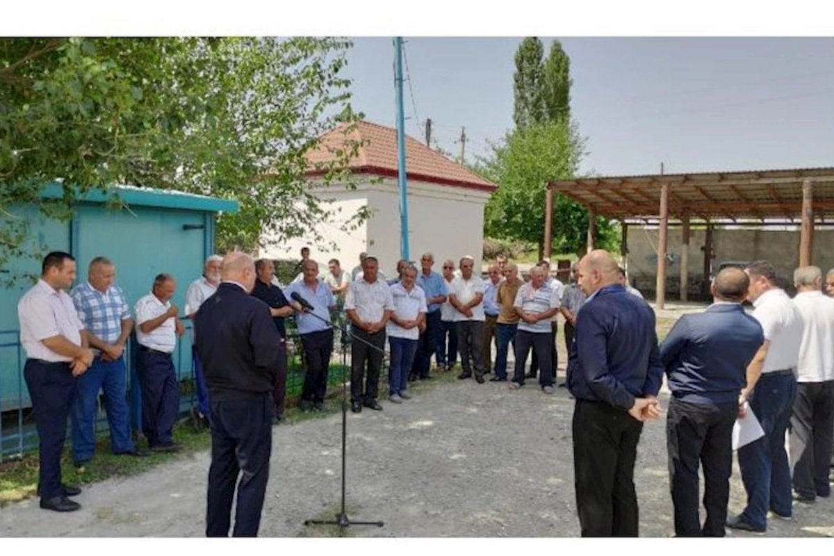 Ucarın Şahlıq kənd sakinləri “Açıq mikrofon”da — FOTO