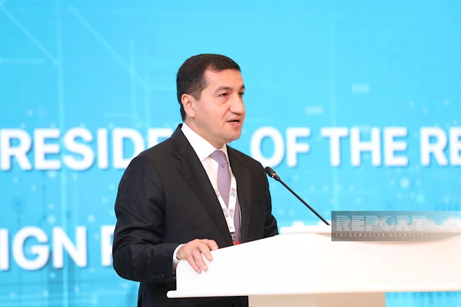 Şuşa Qlobal Media Forumunun ikinci günü sessiyalarla davam edir