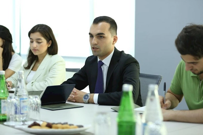 Qoşulmama Hərəkatı Gənclər Təşkilatı Milli Mətbuat Günü münasibətilə media rəhbərləri ilə görüş keçirdi — FOTOLAR Qoşulmama Hərəkatı Gənclər Təşkilatı Milli Mətbuat Günü münasibətilə media rəhbərləri ilə görüş keçirdi — FOTOLAR