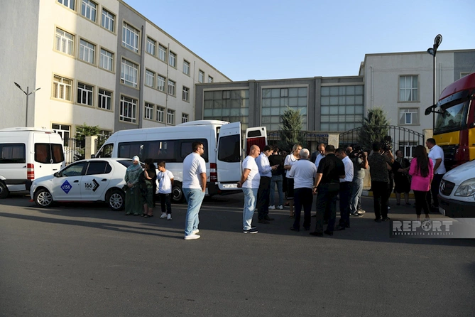 Bu gün daha bir neçə ailə Laçına yola salınıb — FOTO