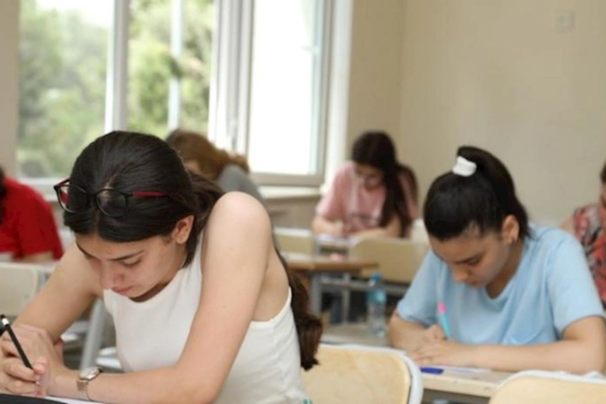 DİM Naxçıvanda IV ixtisas qrupu üzrə ali məktəblərə qəbul imtahanı keçirib