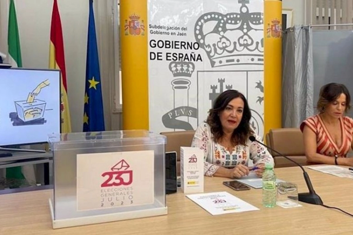 Bu gün İspaniyada növbədənkənar parlament seçkiləri keçiriləcək